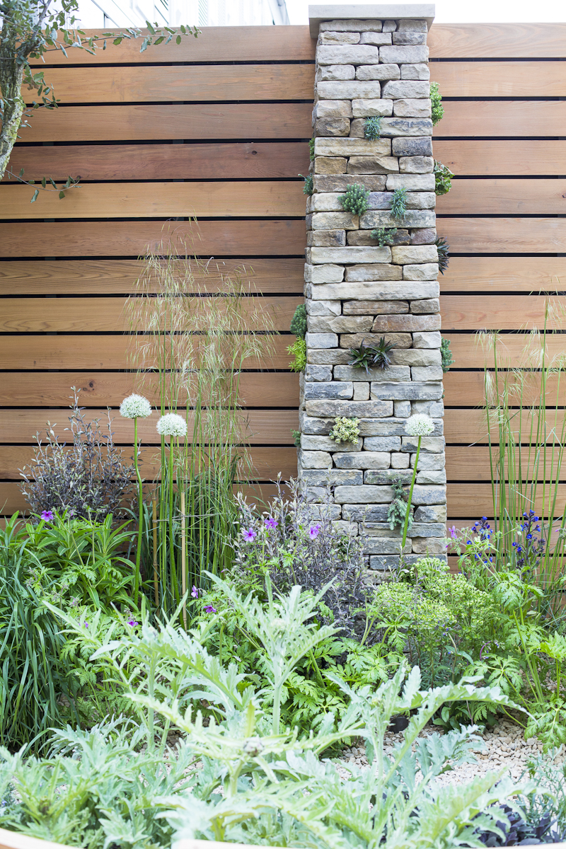 Royal Bank Of Canada Contemporary Garden