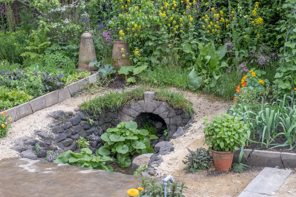 Savills Garden